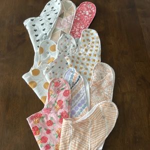 Copper pearl baby bibs